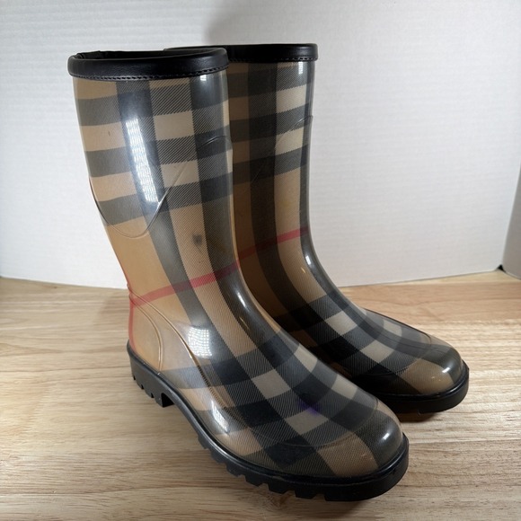 Burberry Other - BURBERRY Haymarket Rain Boots Classic Check Size 35 Made In Italy READ!